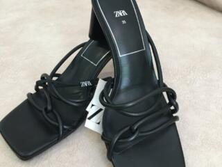 Новые босоножки