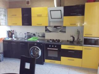 В продаже 4-х комнатная квартира для большой семьи. Добротный, ...