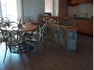 В продаже таунхаус с бассейном! Расположенный в уютном месте рядом с .