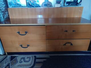 Продам советское трюмо. Самовывоз! 700р