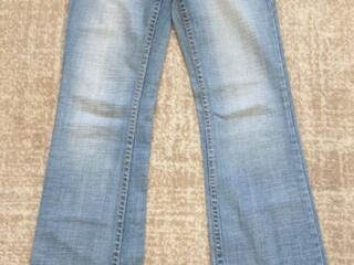 Продам джинсы Esprit