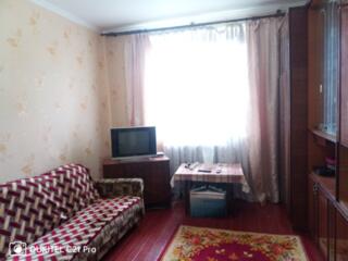 2-комнатная малогабаритная квартира на Мечникова, 14 шк. 1/2 эт.