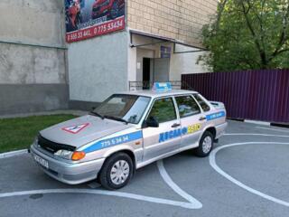 Инструктор по вождению