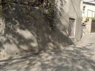 Продам 3 комнатную квартиру. В квартире 2 уровня. Состояние квартиры .