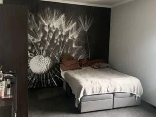 В продаже дом на Фонтанке морская сторона. В доме сделан капитальный .