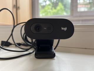 Продам веб-камеру Logitech C505 HD
