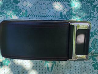 АВТО. ПОДЛОКОТНИК..!!!