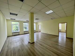 довгострокова оренда офісне приміщення Київ, Подільський, 30000 грн./м