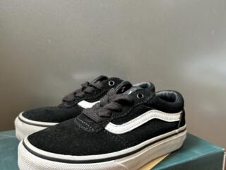 Продам кеды vans