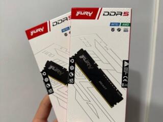 Продаю 2 планки DDR5 по 16Gb 5200MHZ