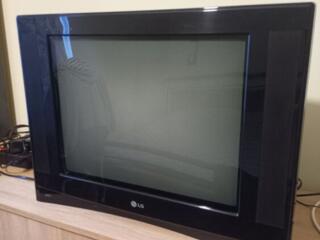 Продам телевизор LG