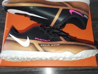 Сороконожки Найк фантом, размер 38.5