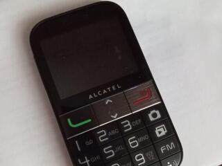 продаётся alcatel 2001 Х стандарт связи GSM 900/1800MHz