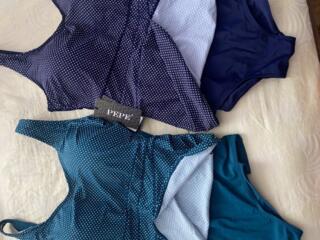 Продам купальники