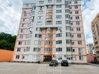 Spre vânzare apartament  în sectorul Buiucani, str.Calea Ieșilor 63/6 