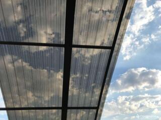 Policarbonat profilat monolit Монолитный профилированный поликарбонат