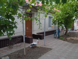 Продаётся дом в центре молдавской части г. Слободзея