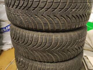 Продам комплект зимней резины 195/55 R16