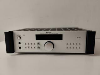 Rotel RX - 1052 Stereo Receiver & Rotel RR-1050