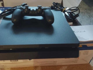 Sony Playstation 4 Slim