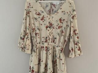 Продаются женские вещи недорого