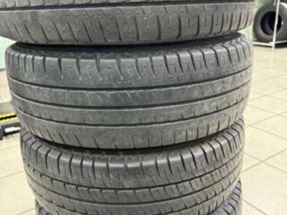 215/65 R16C MICHELIN