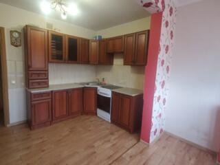 Сдам 2 комн квартиру с 1 июня, Балка, Новострой по Одесской, 3 этаж