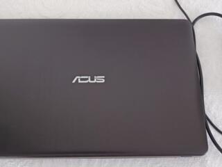 Ноутбук Asus X540 15.6" HD, Pentium 4405u, MX110, DDR4Gb, SSD120Gb