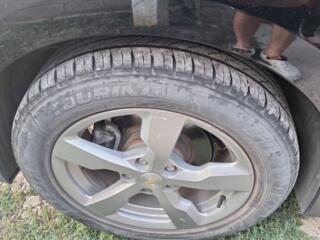 Продам 215/55R17