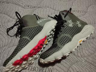 Продам Under Armour Hovr Ridg Trek Wp - 950 р.