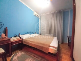 Se vinde apartament cu 2 camere, amplasat în sect. Centru, pe str. ...