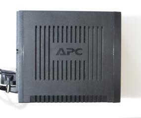 Продам ИБП APC Back-UPS 500 с новой батарей