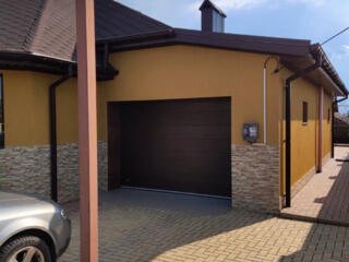 Дом 1-этажный, каменный, Суклея. Своя эл/энергия (солн. батареи).