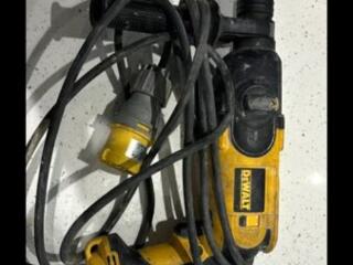 Перфоратор DeWalt