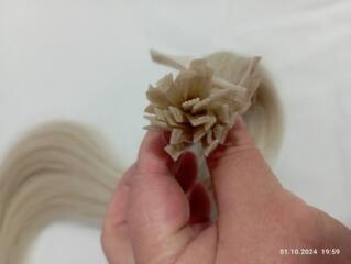 Волосы натуральные 35 прядей капсулированные, готовы к наращиванию.