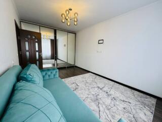 Prima Linie! Sec. Riscani, bd. Moscova. Apartament cu 2 camere.