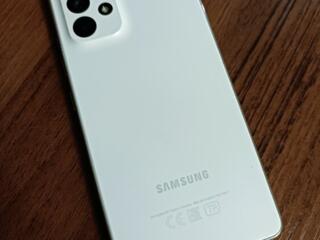 Samsung a53 8/256 в отличном состоянии