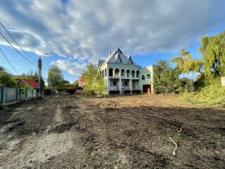 (A)Тирасполь, Центр, за парком ПОБЕДА, 15 соток земли