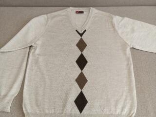 . Свитера и костюмы. кожаная куртка б/у