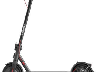 Продам электросамокат Сяоми Electric Scooter 4