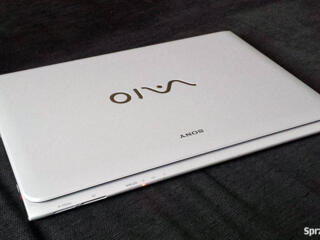 Sony Vaio SVE1512 Диагональ 15.6" / B980 2.40ghz / 4Gb Ram / 128gb SSD