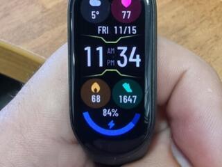 Продам фитнес браслет MI Band 7