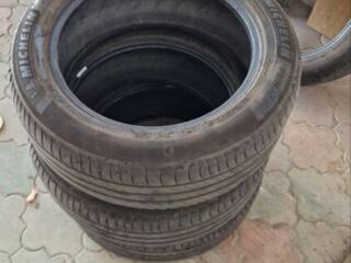 Продам шины Michelin 215/55 R17