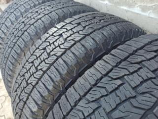 Комплект японских всесезонных шин 215/65R17