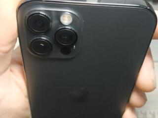 Продам IPhone 12 Pro 256gb