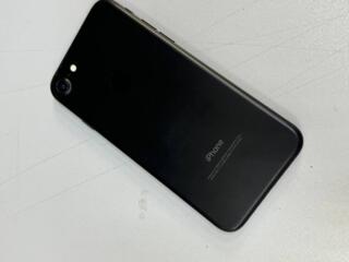 Продаются 2 Iphone 7 состояние идеальное