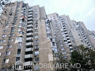 Apartament cu 3 camere, sect. Centru Vă propunem spre vânzare ...