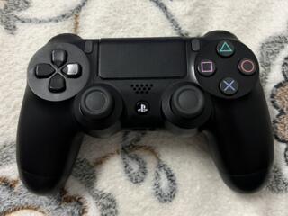 Продам DualShock 4 V2 на PS 4