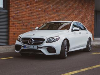 Chirie/Прокат Mercedes AMG E63 alb - 23 €/ora & 125 €/zi