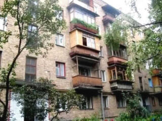 продаж 2-к квартира Київ, Солом`янський, 35000 $